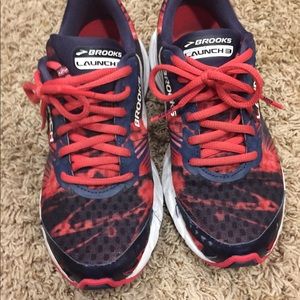 Brooks Launch shoes size 7